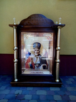 Кіот різьблений дерев'яний виносний