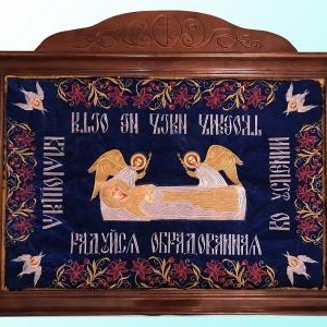 Кіот різьблений дерев'яний під плащаницю